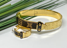 Load image into Gallery viewer, Luxury Look Bangle and Ring Set
