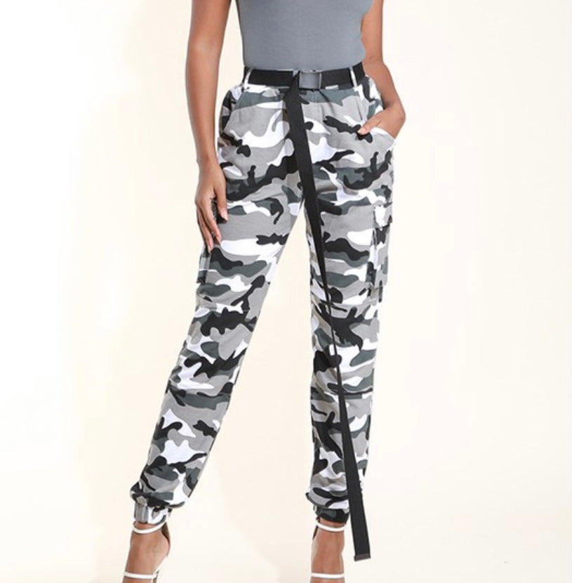 Camouflage Pants with Long Belt