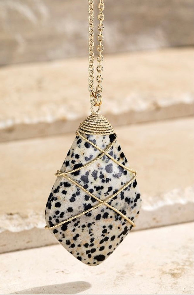 Elegant Natural Stone Necklace